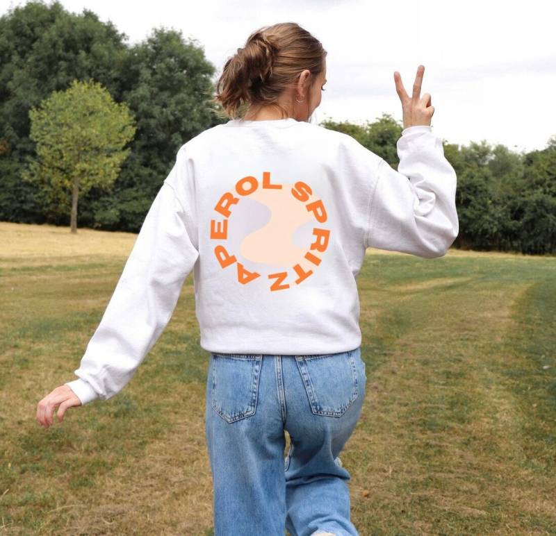 Aperol Spritz Circle Art Crewneck // Modern Retro Alcohol Best Friend Gift Pullover Minimalistic Pinterest Aesthetic Sweatshirt von RISCStudios