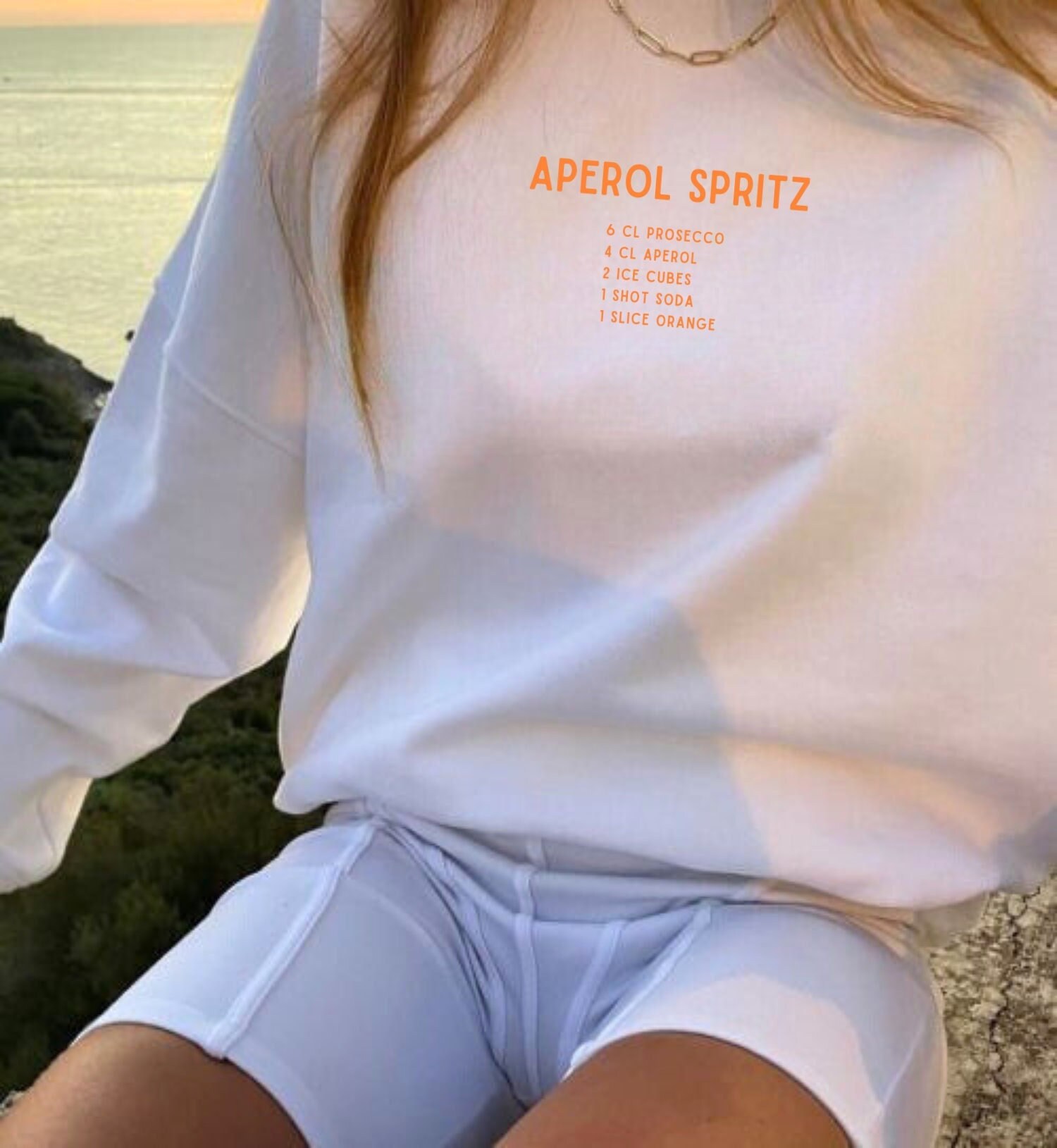 Aperol Spritz Cocktail Ingredients Crewneck // Funny Alcohol Best Friend Gift Pullover Frontprint Minimalistic Sweater Aperol Spritz Cocktail Ingredients Crewneck // Funny Alcohol Best Friend Gift Pullover Frontprint Minimalistic Sweater von RISCStudios