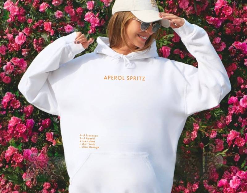 Aperol Spritz Ingredients Hoodie // Funny Alcohol Quote Best Friend Gift Pullover Printed Minimalistic Sweater von RISCStudios