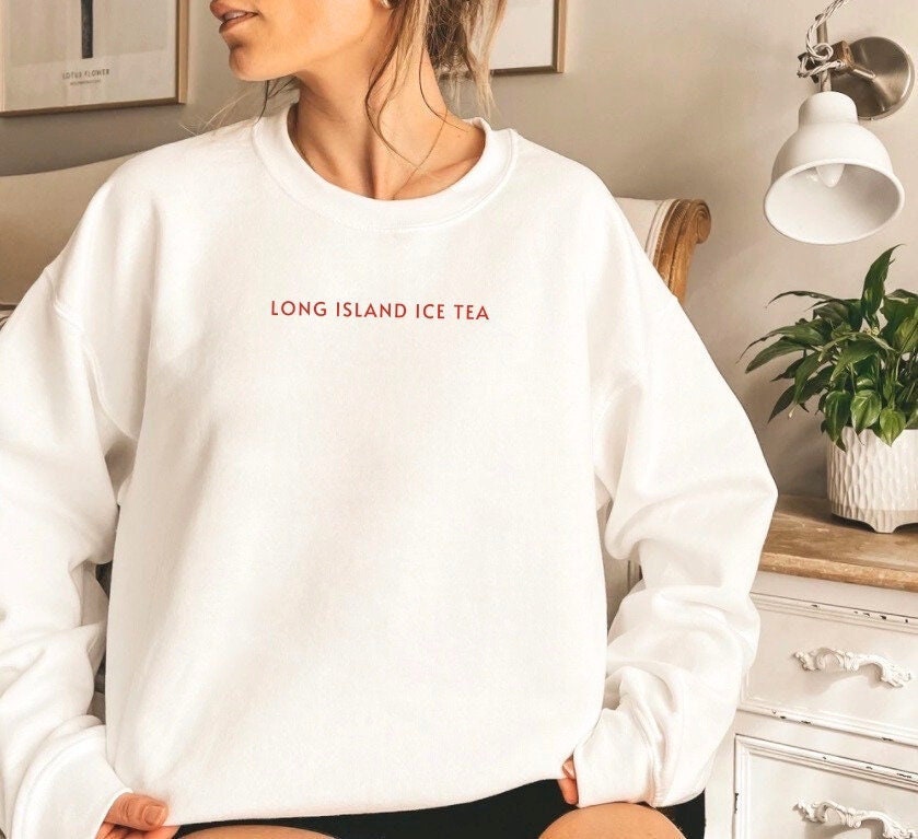 Long Island Ice Tea Vintage Crewneck // Funny Alcohol Quote Best Friend Gift Pullover Printed Minimalistic Sweater von RISCStudios