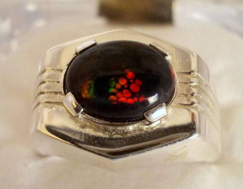 Handgemachter Ovaler Schwarzer Opal Ring 925 Sterling Silber Herrenschmuck von RIngKIngz