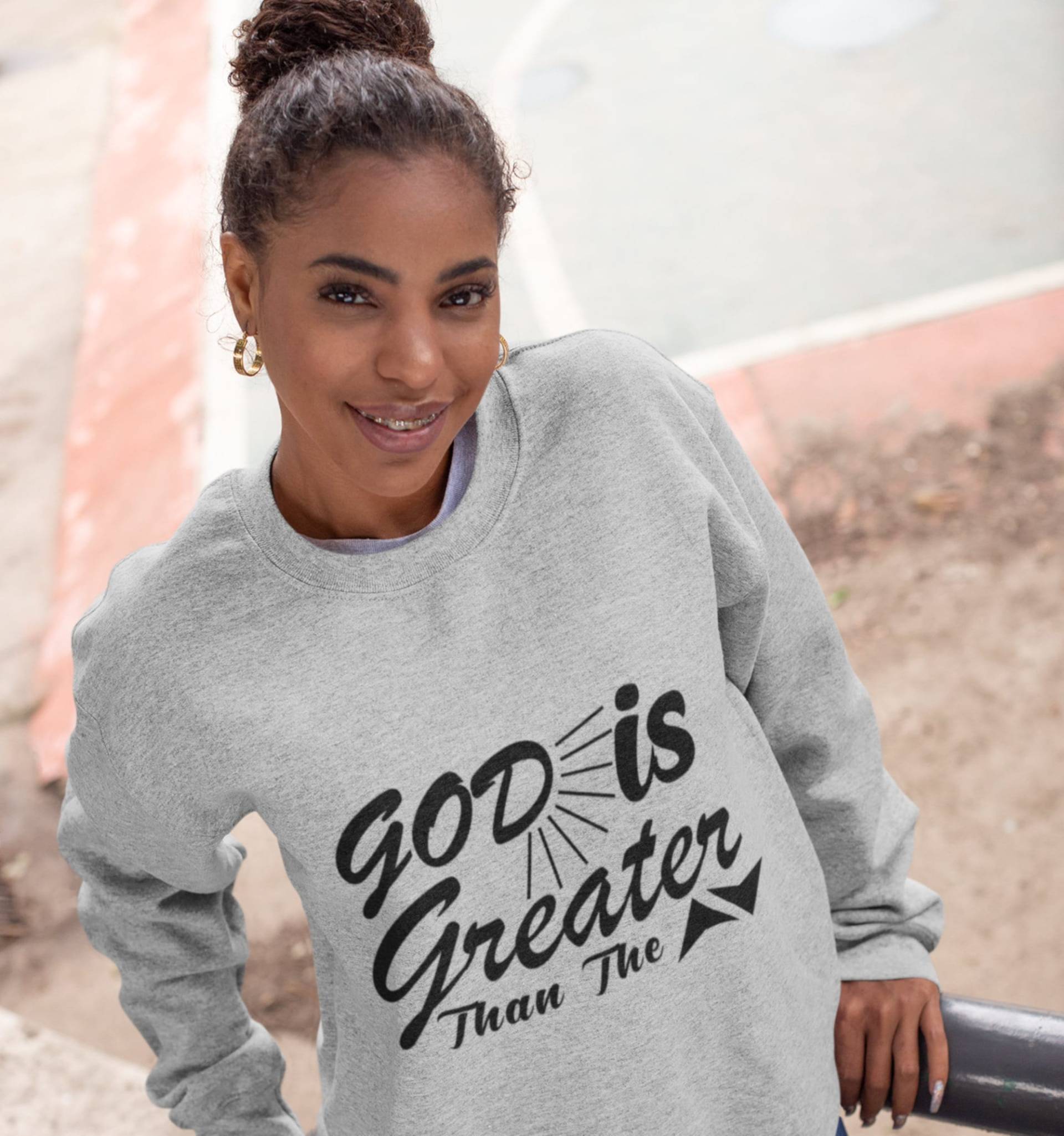 Christliches Sweatshirt Gott Ist Größer, Religiöses Geschenk Christliches Sweatshirt Gott Ist Größer, Religiöses Geschenk von RKTopic