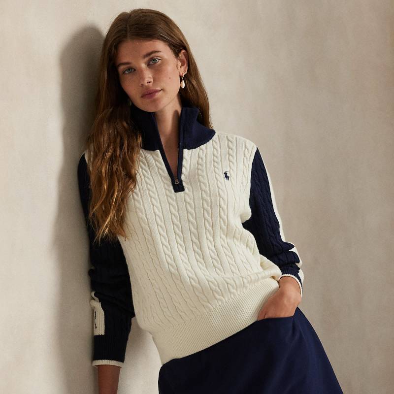 Pullover mit Zopfmuster und Bahnen von RLX