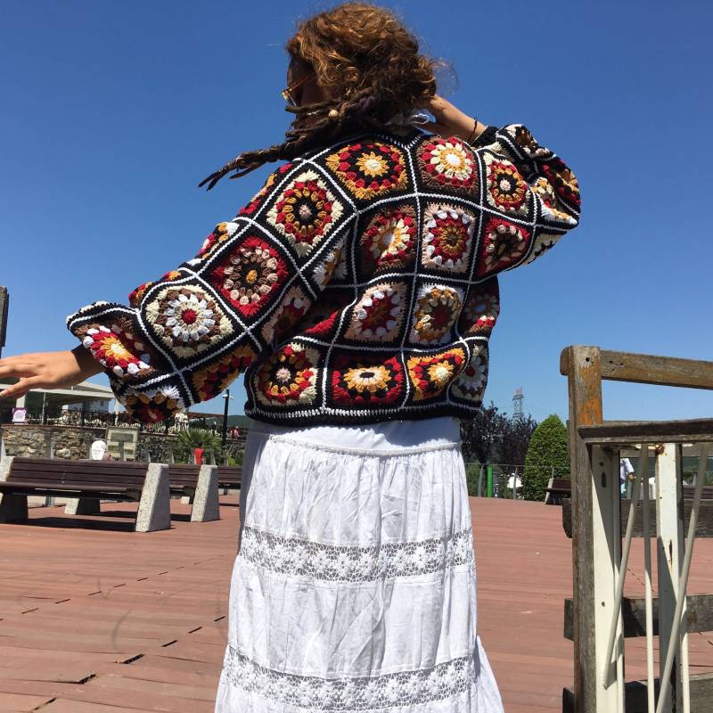 Gehäkelte Kurze Strickjacke, Gestrickte Frühlingspullover, Grobstrick-Strickjacke, Winterjacke von RMNKnitBagShop