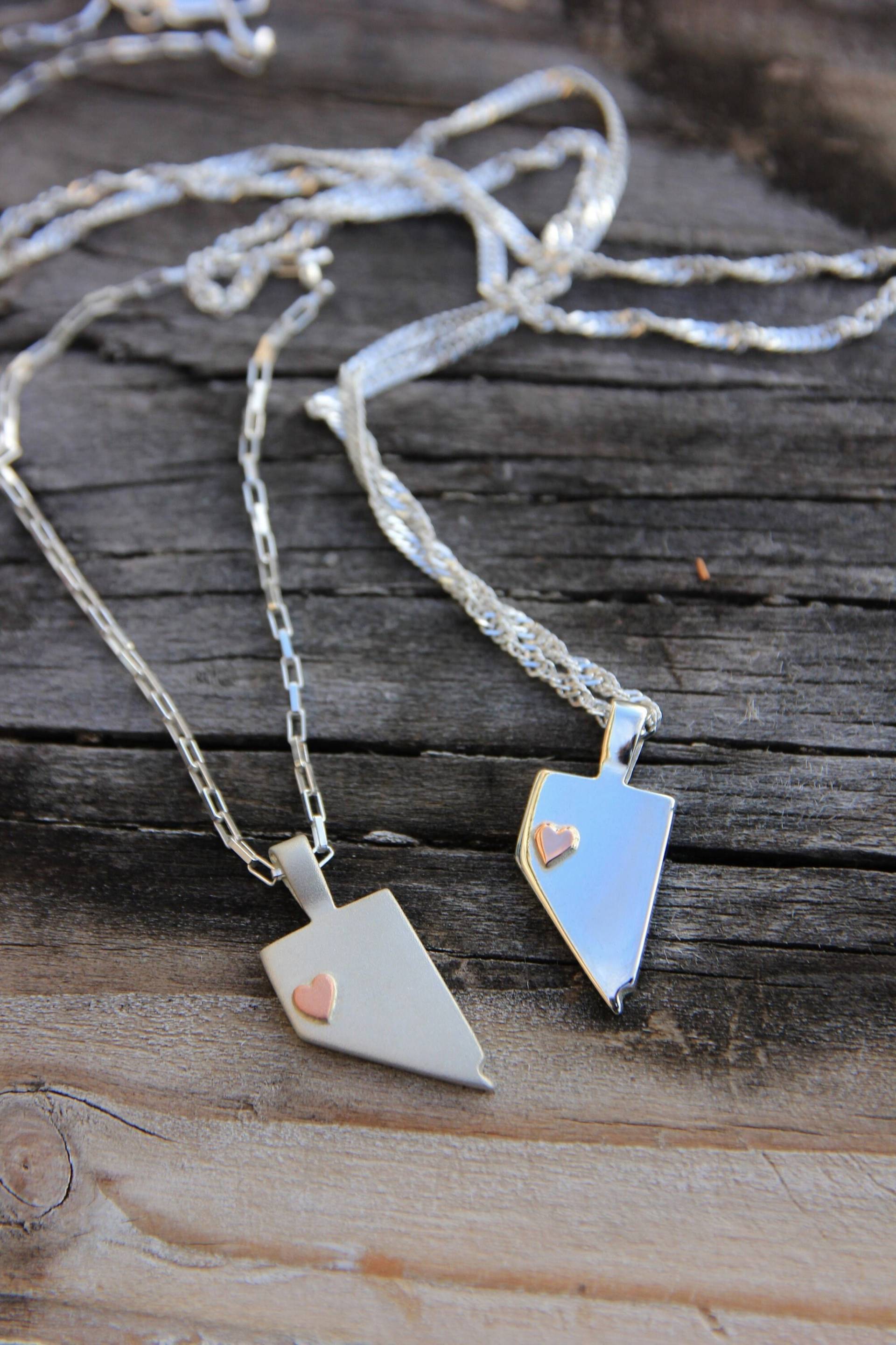 Nevada Halskette Mit Kupferherz | Gehämmertes, Glänzendes Oder Seidenmattes Finish von RMcustomjeweler