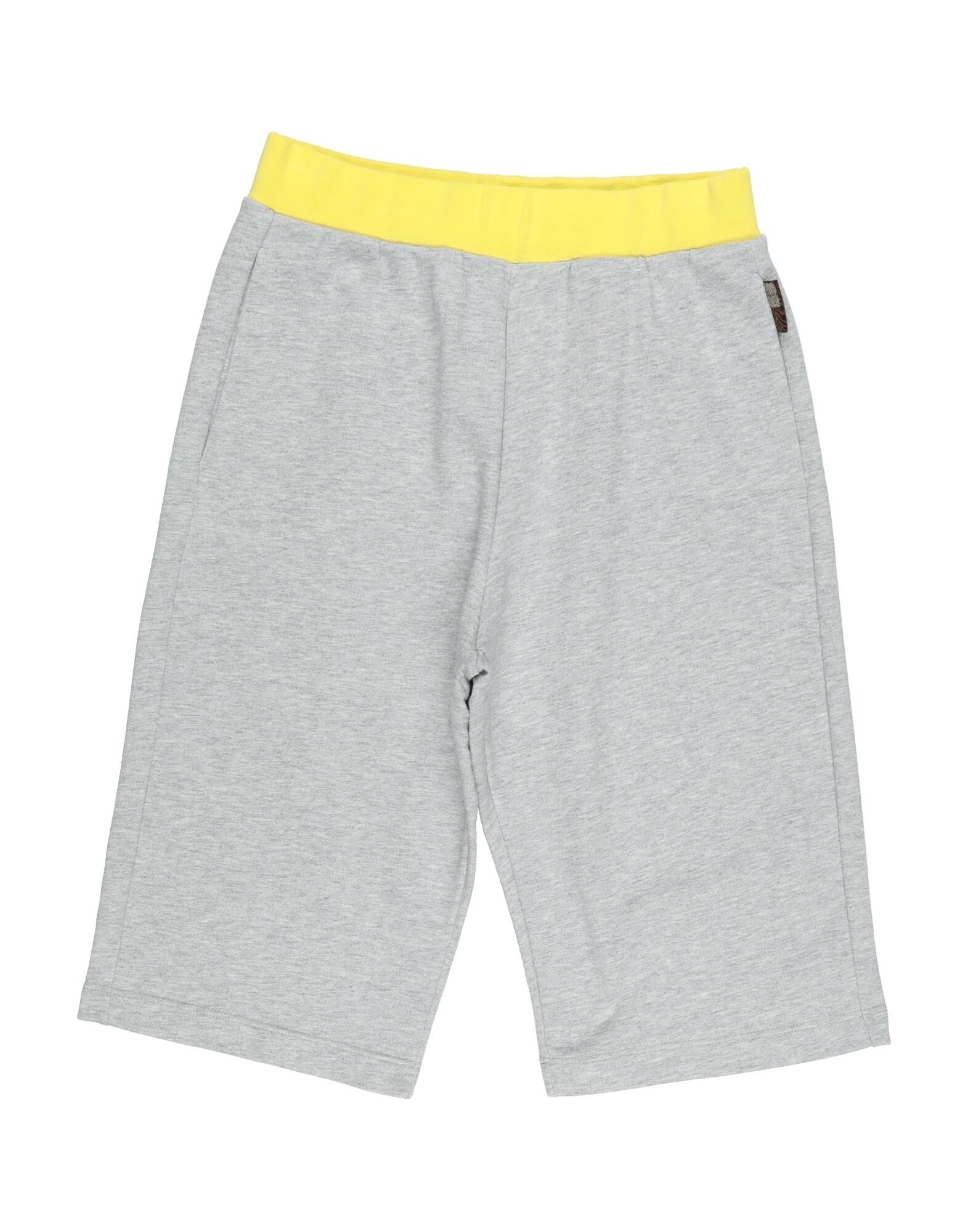 ROBERTO CAVALLI Shorts & Bermudashorts Kinder Hellgrau ROBERTO CAVALLI Shorts & Bermudashorts Kinder Hellgrau von ROBERTO CAVALLI