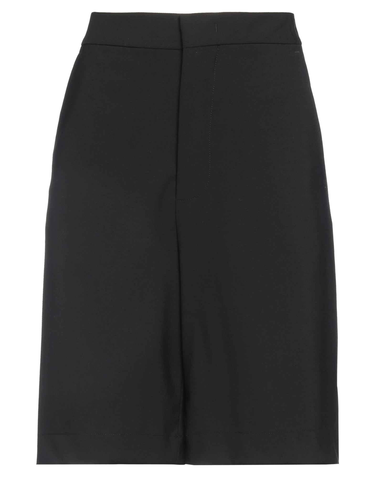 ROBERTO COLLINA Shorts & Bermudashorts Damen Schwarz ROBERTO COLLINA Shorts & Bermudashorts Damen Schwarz von ROBERTO COLLINA