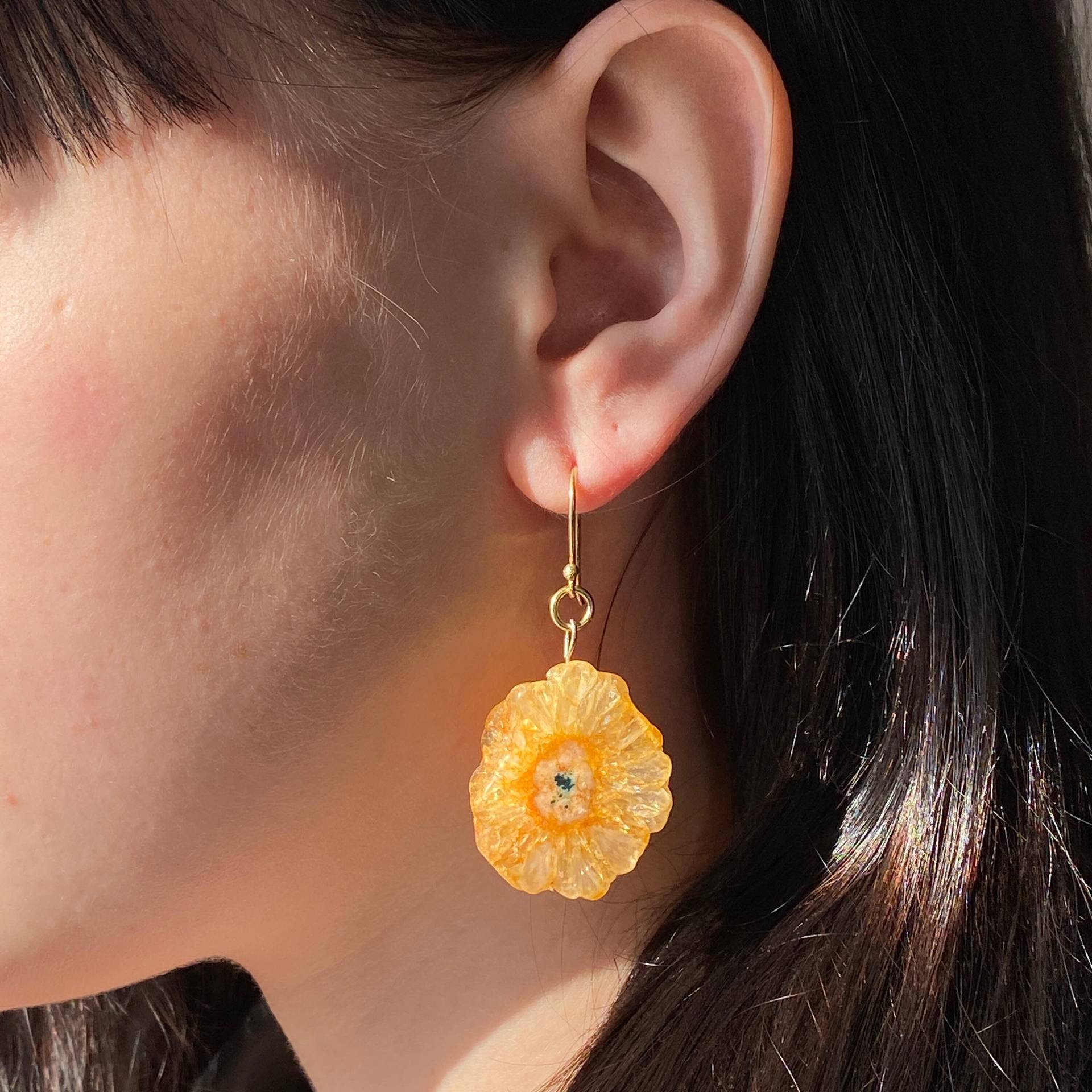 Goldene Gelbe Kristall Ohrringe in Blütenform, Designer Sommer Schmuck, Goldschmuck Damen Mit Edelsteinen, Geschenk Mama, Frau, Freundin von ROCIABoutique