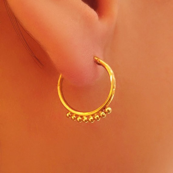Rajashtani 22K Gold Creolen - 10 Mm Einzelstück Stammes Schmuck Ethno Native Kreis Rajashtani 22K Gold Creolen - 10 Mm Einzelstück Stammes Schmuck Ethno Native Kreis von RONIBIZA