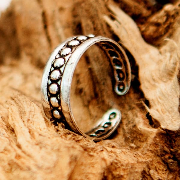 Zehenring - Silber Verstellbarer Fußschmuck Fußring Band Geschenke Unter 20 | T3 von RONIBIZA
