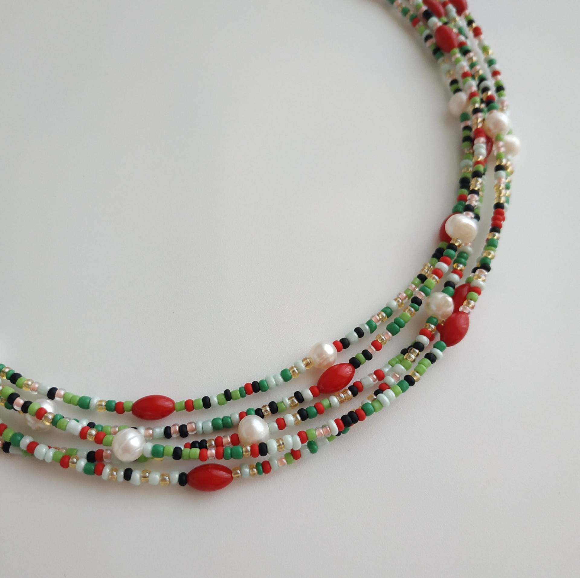 Glas Samen Perlen Halskette, Koralle Und Schmuck, Multistrang Kleine Glasperlen, Bunter Geschenk Für Sie von ROOTSjewelryBrand