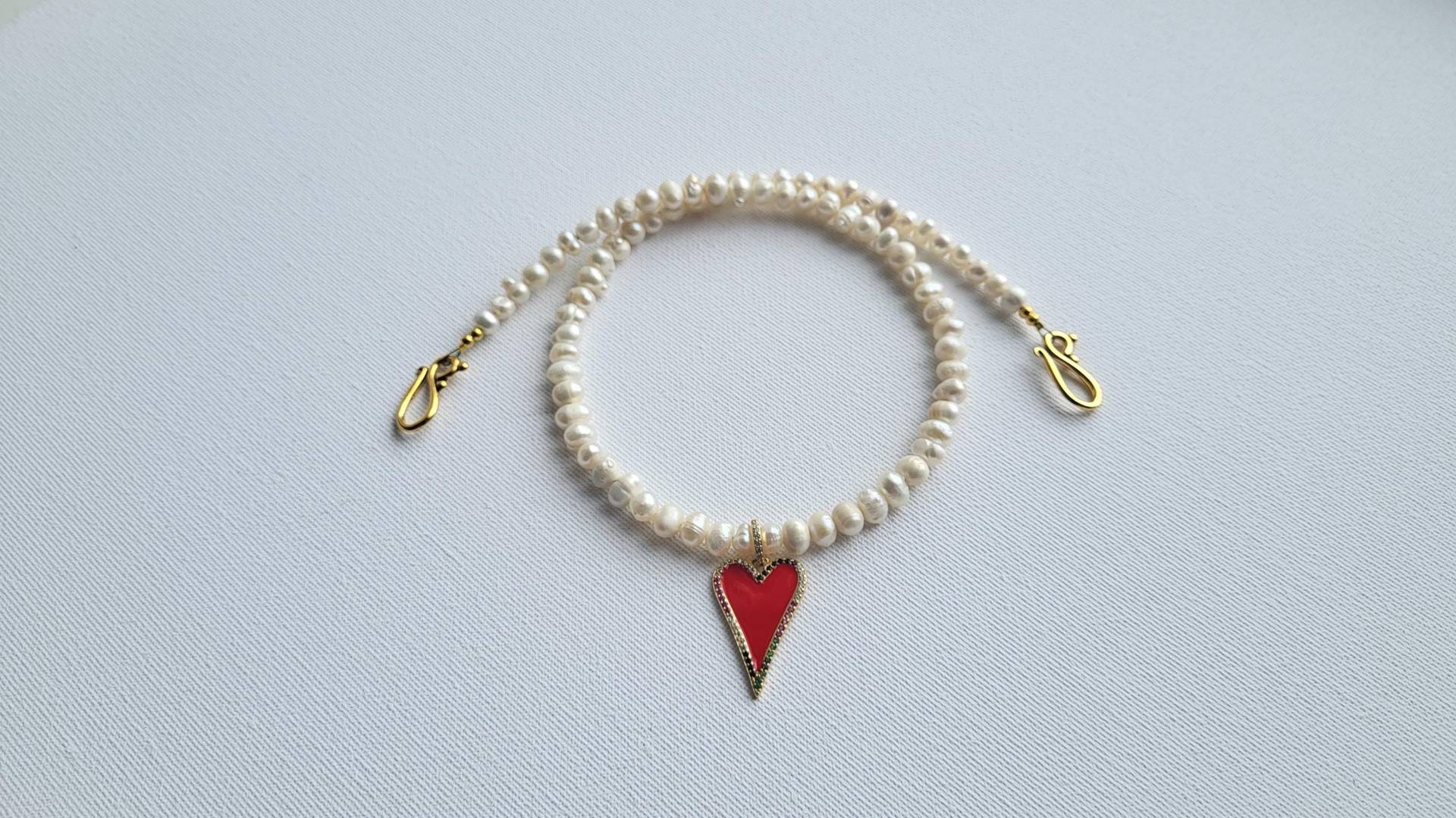 Perlenkette, Vintage Style Perlen, Herz Halskette, Echte Perlen Schmuck, Geschenk Für Freundin, Anhänger Brautschmuck von ROOTSjewelryBrand