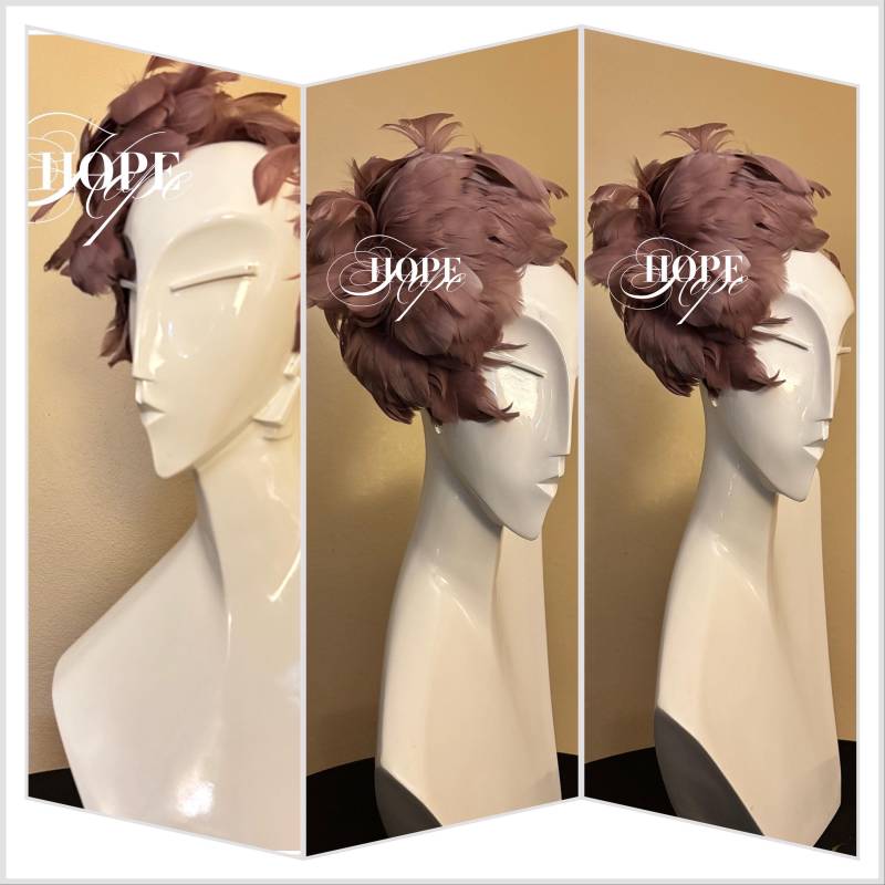 Haute Couture Feder Fascinator Besondere Kopfbedeckung von ROYALECREATIONS