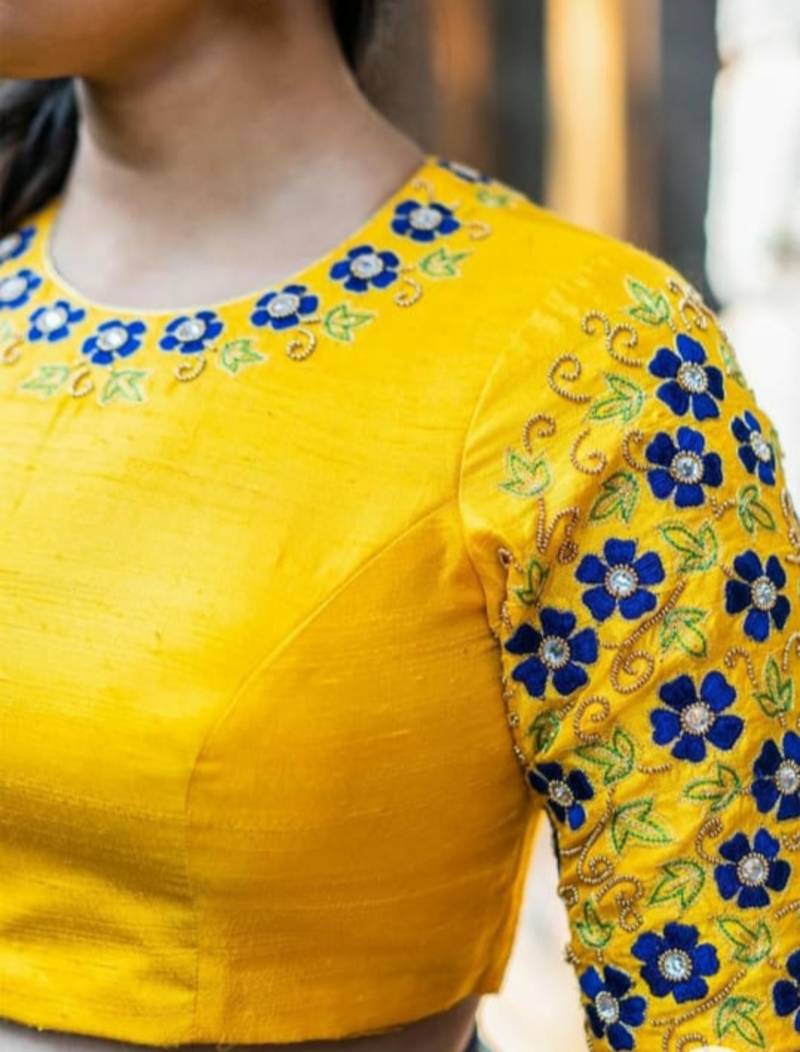 Maggam Arbeitsbluse | Saree Bluse Mit Handgemachter Stickerei Hochzeitsbluse Aari Arbeit Designer End-To-End Custom von ROYSHUB