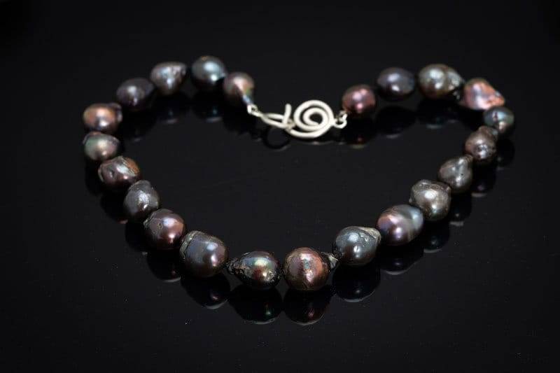 Schwarzes Barockperlencollier von RPSchmuckDesign