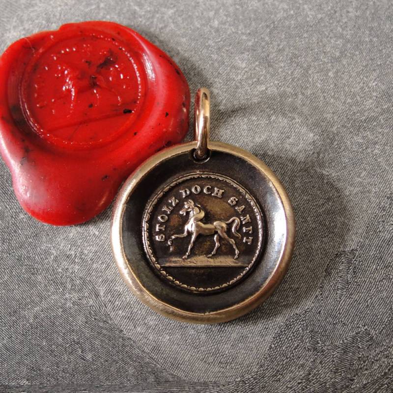 Temperamentvolles Pferd Wachssiegel Anhänger - Antikes Schmuck Temperamentvolles Pferd Wachssiegel Anhänger - Antikes Schmuck von RQPStudio