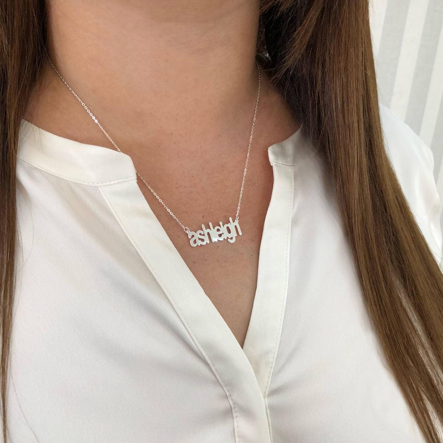 Personalisierte Solid Gold Name Halskette Sterling Silber Typenschild Schmuck Personalisierte Solid Gold Name Halskette Sterling Silber Typenschild Schmuck von RRJewels