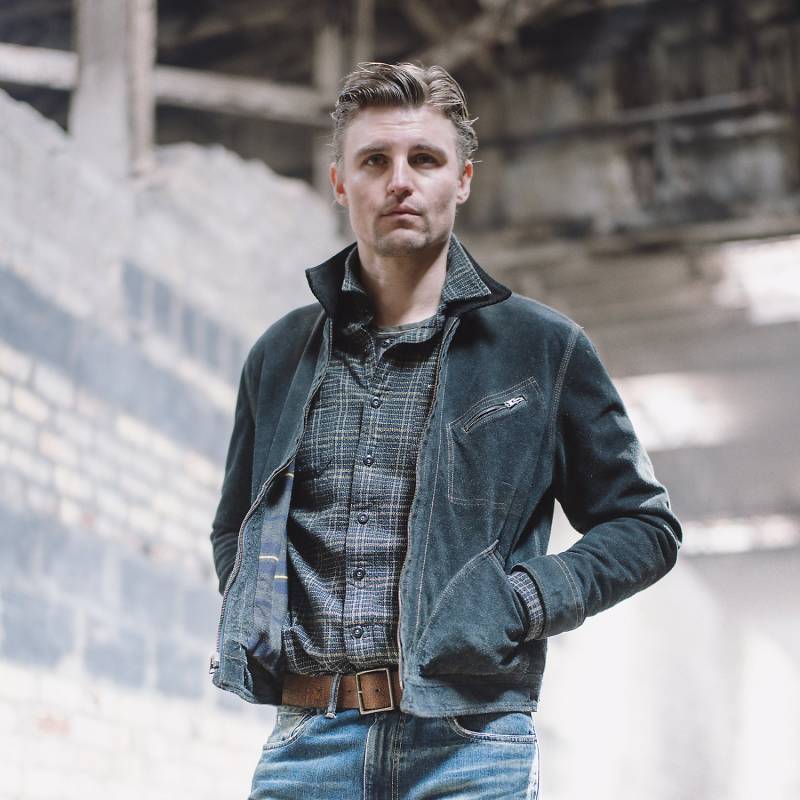 Jacke aus indigoblauem Rauwildleder von RRL