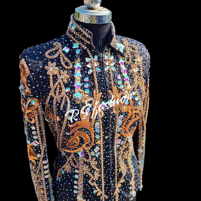 Western Show Jacke Aus Dehnbarem Gewebe Mit Glassteinen von RSFashionDesigns