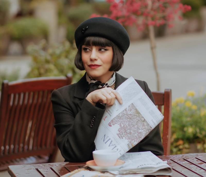 Celine - Black Beret Hut Mit Swarovski Perlen Wollmütze Für Frauen Camel von RUBINAMillinery