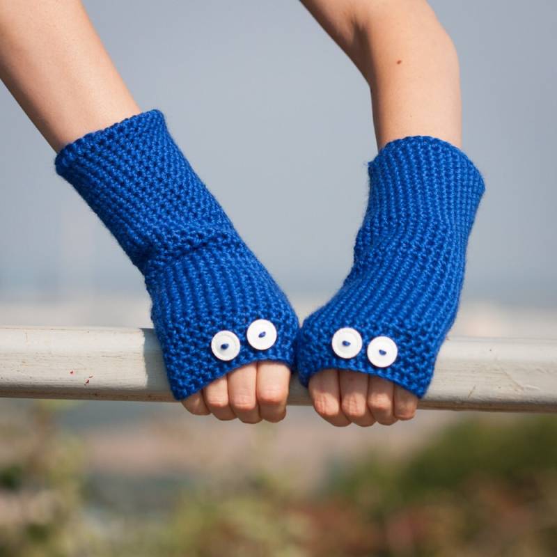 Blaue Fingerlose Handschuhe/Häkeln Knopf Armwärmer Herbst Winter Zubehör Blau Weiß Punkte Mode /Weihnachtsgeschenk Blaue Fingerlose Handschuhe/Häkeln Knopf Armwärmer Herbst Winter Zubehör Blau Weiß Punkte Mode /Weihnachtsgeschenk von RUKAMIshop