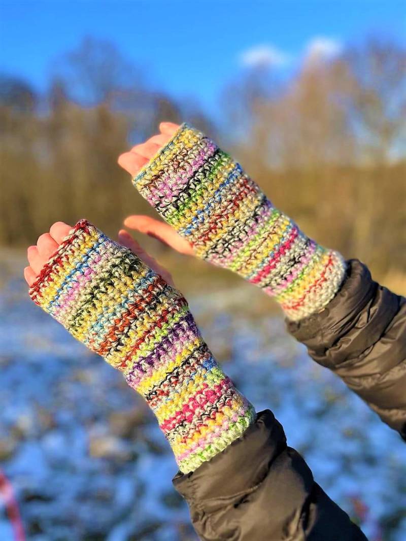 Fingerlose Handschuhe/Beige Blau Gelb Gehäkelte Armstulpen Herbst Winter Pulswärmer Weihnachtsgeschenk Fingerlose Handschuhe/Beige Blau Gelb Gehäkelte Armstulpen Herbst Winter Pulswärmer Weihnachtsgeschenk von RUKAMIshop