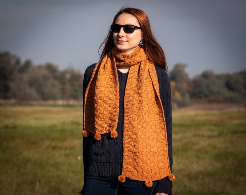 Leichte Braune Pompom Schal/Hand Stricken Lange Honig Farbe Halswärmer Herbst Winter Krawatten Mode Nur Ein Original Verfügbar Leichte Braune Pompom Schal/Hand Stricken Lange Honig Farbe Halswärmer Herbst Winter Krawatten Mode Nur Ein Original Verfügbar von RUKAMIshop