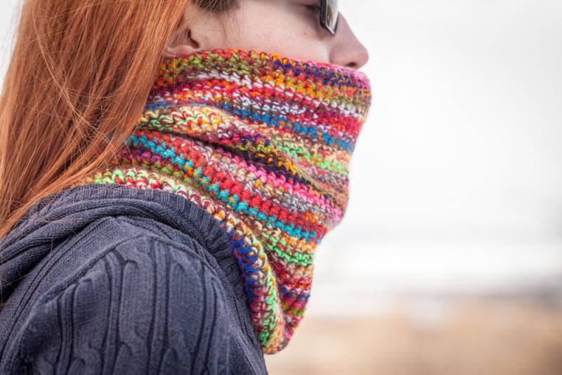 Mehrfarbiger Gehäkelter Halswärmer/Regenbogen-Farben-Schal Herbst-Winter-Farben Camouflage Krawatte Winter-Mode-Accessoire Geschenkidee Mehrfarbiger Gehäkelter Halswärmer/Regenbogen-Farben-Schal Herbst-Winter-Farben Camouflage Krawatte Winter-Mode-Accessoire Geschenkidee von RUKAMIshop
