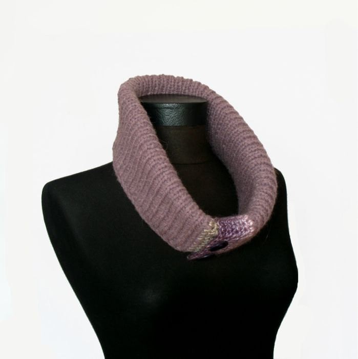 Gestrickte Warme Winterschal in Lila Farbe, Wollschal, Häkeln Schal, Winter-Set, Weihnachtsgeschenk von RUMENA