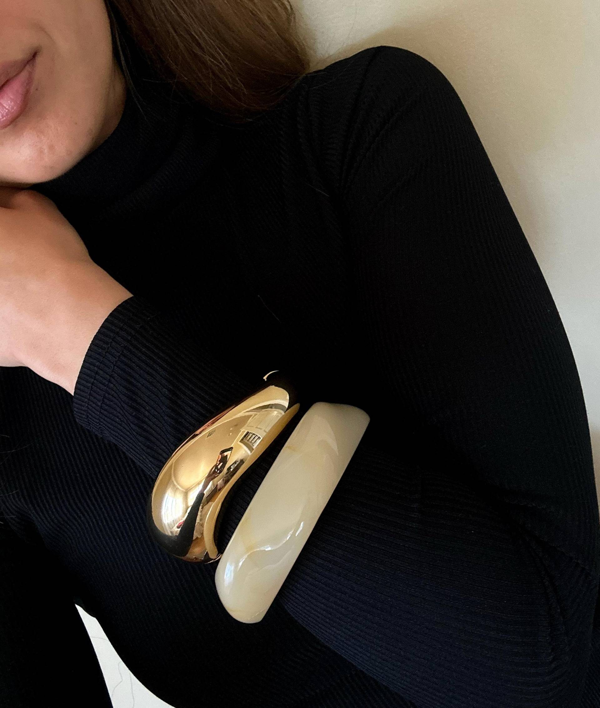 Chunky Armband Set Gold Armreif Geschenk Für Sie Stapel Freundin Layering Statement Resin von RUMJewelry