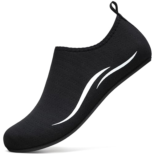 RUOMU Badeschuhe Damen Herren Wasserschuhe Neoprenschuhe Strandschuhe Aquaschuhe Surfschuhe Schwimmschuhe Wassersportschuhe Barfuß Schuhe Bequem Hausschuhe (Schwarz,39 EU) von RUOMU