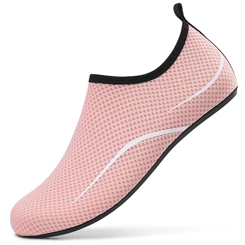RUOMU Badeschuhe Herren Damen Wasserschuhe Schnell Trocknend Schwimmschuhe Barfußschuhe rutschfeste Leicht Aquaschuhe Strandschuhe fur Männer Frauen,Rosa 34 EU von RUOMU