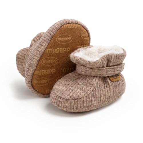 RVROVIC Baby Jungen Mädchen Kuschelige Fleece-Schuhe mit rutschfester Unterseite, Warme Wintersocken(A2-Khaki, 12-18 Monate) von RVROVIC