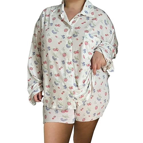 RWYBEYW Y2K Lounge-Sets für Damen, 2-teiliges Blumenmuster, Button-Down-Shirt, weites Bein, Palazzo, lange Hose, passende Pyjama-Outfit-Sets, B # White Strawberry Shorts Set, 38 von RWYBEYW