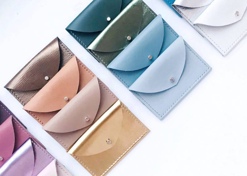 Personalisierte Leder-Kartenhalter. Visitenkartenhalter. Münze Brieftasche. Kleine Leder von RaaviLeather