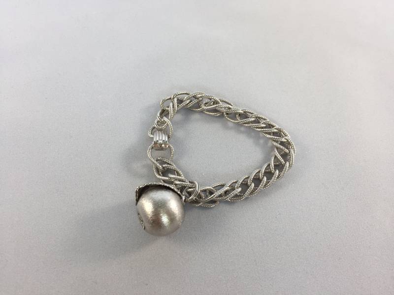 Napier Silber Apple Charm Armband Von Eugene Bertolli von RabsNicoleRelics
