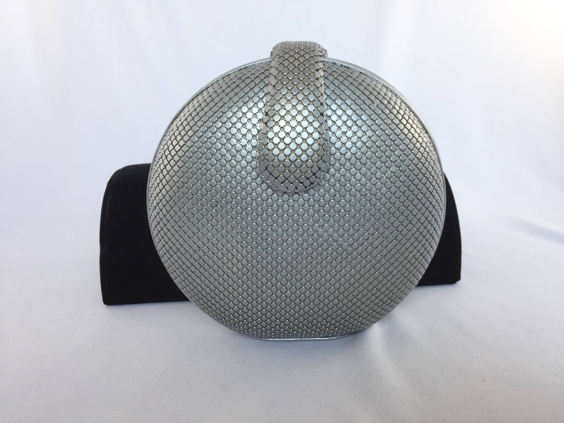 Vintage Withing & Daisy Silber Mesh Abendtasche Runde Clutch Mit Kettenriemen Original Tags Retro Formelle Geldbörse von RabsNicoleRelics