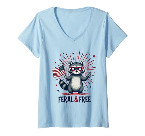 Damen Lustiger Waschbär Feral but Free 4. Juli Patriotische USA-Flagge T-Shirt mit V-Ausschnitt von Raccoon Feral & Free Independence Day 4th of july