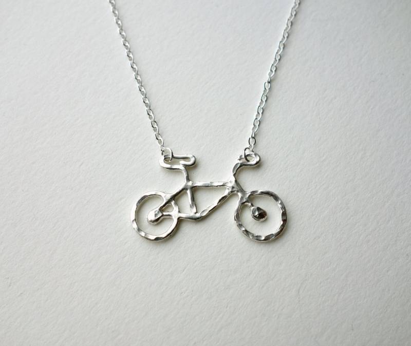 Handgemachter Kleiner Sterlingsilber Fahrrad-Anhänger Von Rachel Pfeffer von RachelPfefferDesigns