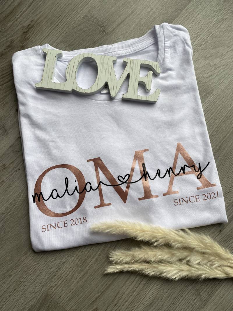 Bügelbild | Oma T-Shirt Shirt Enkelnamen Personalisiertes Geschenk Statementshirt Oma von Rackertouille