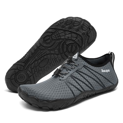 Racqua Wasserschuhe Badeschuhe Herren Schwimmschuhe Damen Slip On Wandern Pool Surfen Strand Schwimmen rutschfeste Schnell Trocken Aquaschuhe Grau EU 46 von Racqua