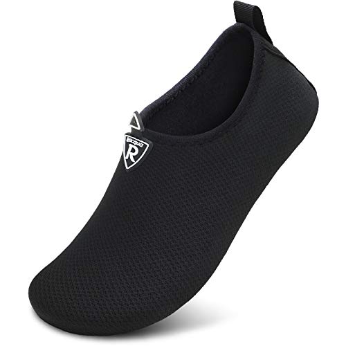 Racqua Wasserschuhe für Männer und Frauen, Barfuß, Strand, Schwimmschuhe, schnell trocknende Aqua-Yoga-Socken für Pool, Reisen, Kajakfahren, Fluss Schwarz 34-35 von Racqua