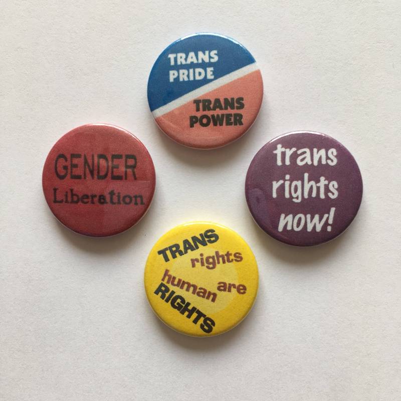 4Er Set Transgender Pride Trans Rights Gender Liberation Lgbt Vintage Style Button Anstecker 4Er Set Transgender Pride Trans Rights Gender Liberation Lgbt Vintage Style Button Anstecker von RadBadgesUK