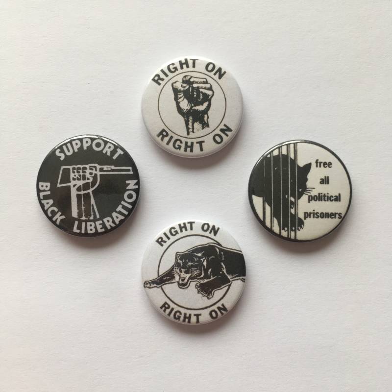 Black Panther Pin Button 4Er Set Liberation Anti-Rassismus Remade Vintage Anstecker Black Panther Pin Button 4Er Set Liberation Anti-Rassismus Remade Vintage Anstecker von RadBadgesUK