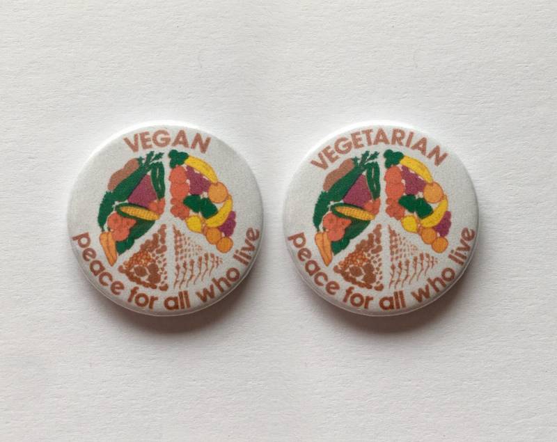 Vegan/Vegetarier Peace For All Who Live Anstecker Tieraktivismus Button Vegan/Vegetarier Peace For All Who Live Anstecker Tieraktivismus Button von RadBadgesUK