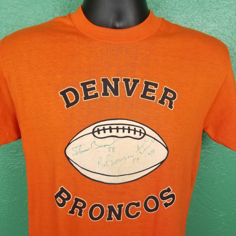 Vintage 80S Autographed Denver Broncos Orange Football Signed Shirt in Der Größe Small S von RadDudes