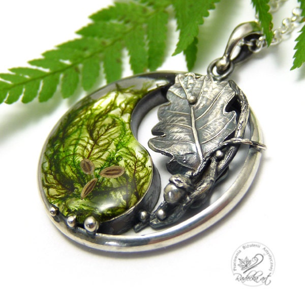Versandkostenfrei, Yin Yang Schmuck, Halskette, Metall Clay, Anhänger, Metallarbeit, Naturmoos, Eichenblatt, Wald, Natur von RadeckaArt
