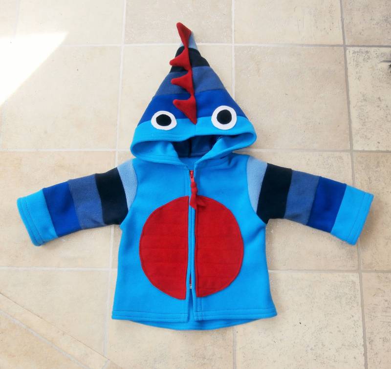 Baby Dinosaurier Hoodie, Fleece, Kapuzenjacke, Dino Spikes von RaggtaggPixie