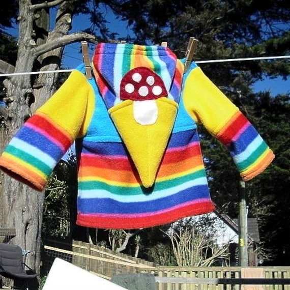 Pixie Hoodie Handgemachte Fliegenpilz Jacke Pixie Hoodie Handgemachte Fliegenpilz Jacke von RaggtaggPixie