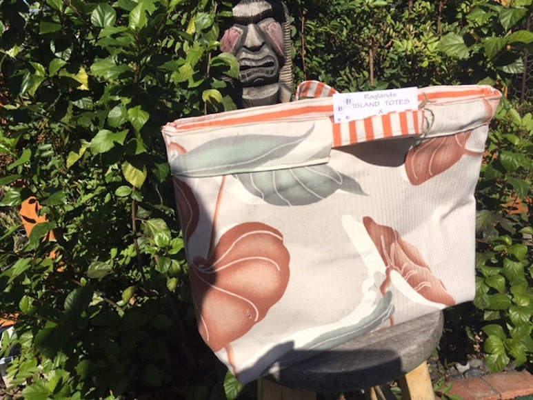Bucket Tote von RaglandsIslandTotes